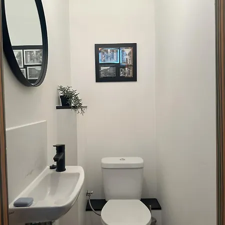 Stylish City-centre Retreat I Large Terrace Appartement Riga